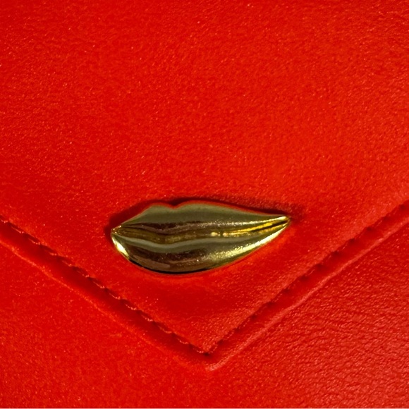 Retired IPSY Sealed with a Kiss Cosmetics Bag - Picture 4 of 7